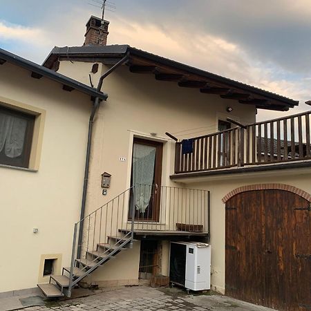 La Casa Di Nonna Pina Villa Roccasparvera Exterior photo